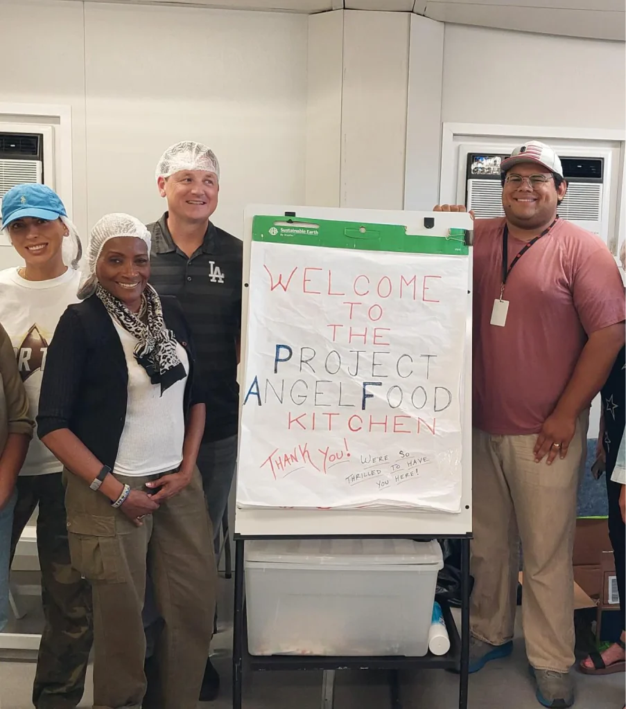GLAR members volunteering at the Angel Food Kitchen